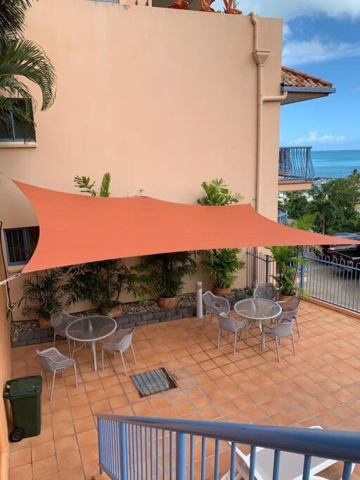 Apartment Star View 9, Pool, Wifi, Sleep 4, Views In Airlie Airlie Beach