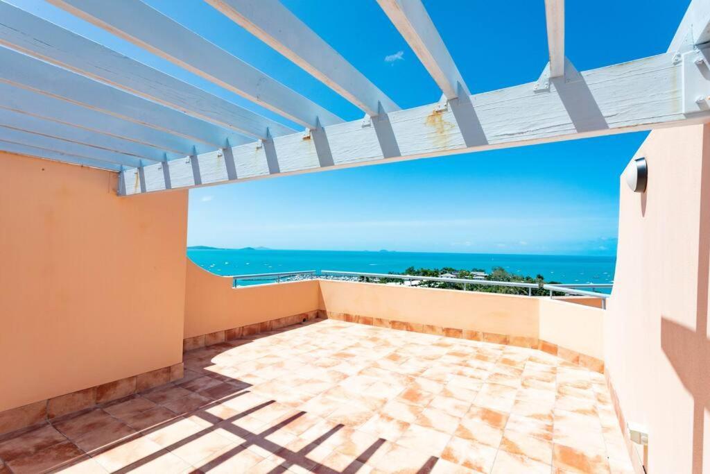 Star View 9, Pool, Wifi, Sleep 4, Views In Airlie Airlie Beach