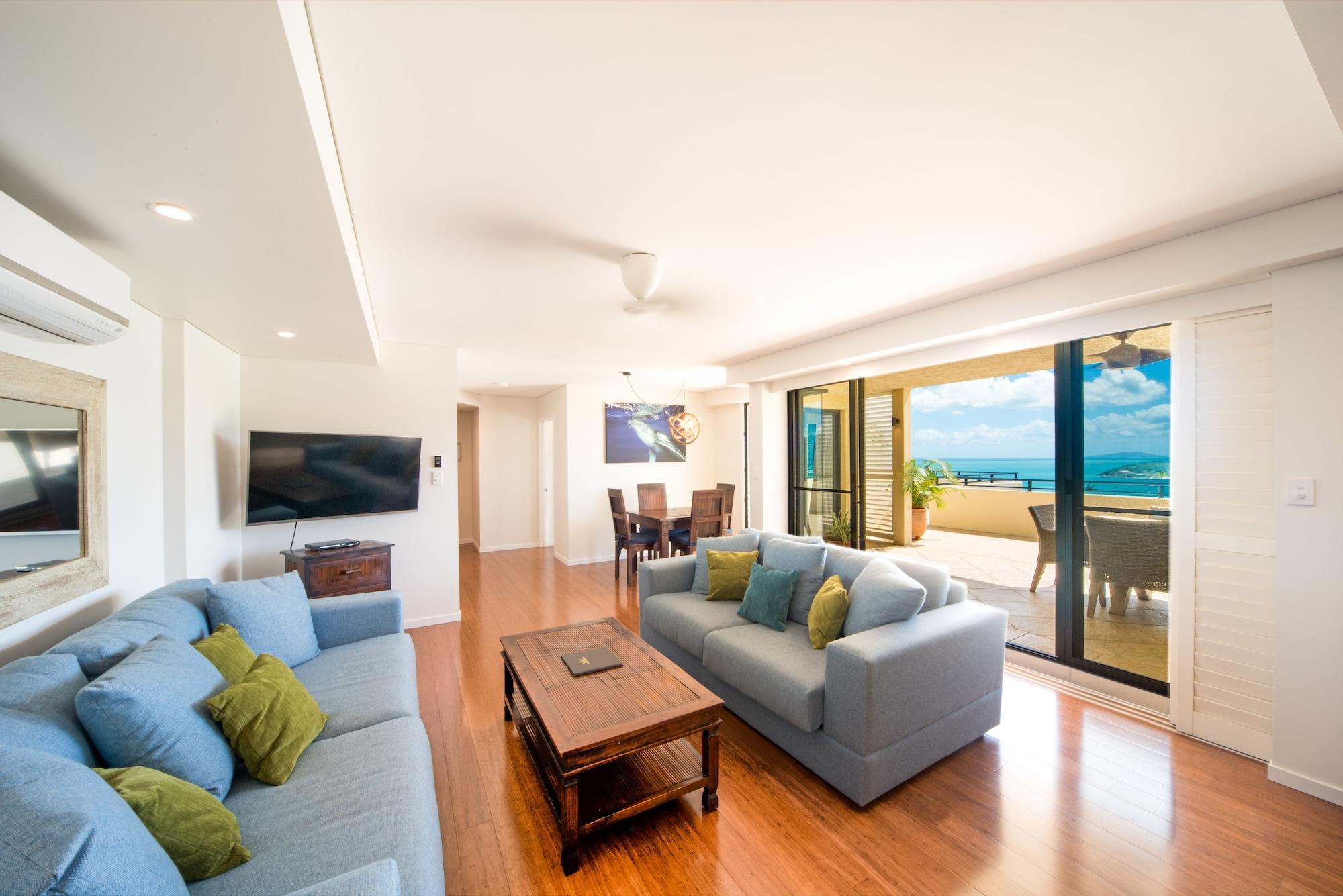 Pinnacles Apartment
