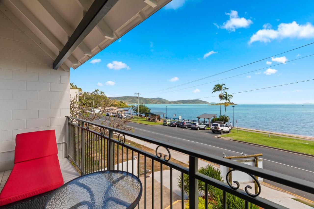 Whitsunday Waterfront Aparthotel 3*