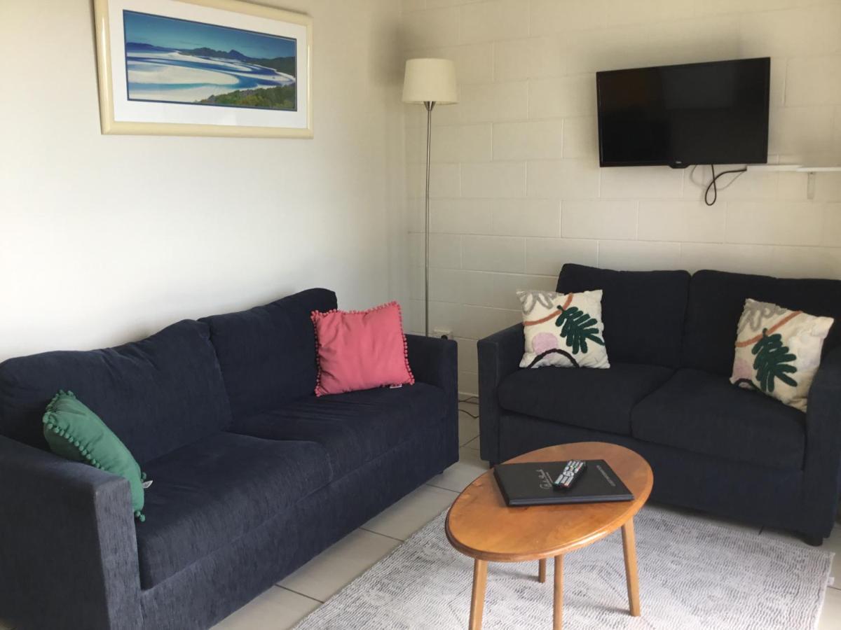 Whitsunday Waterfront Aparthotel