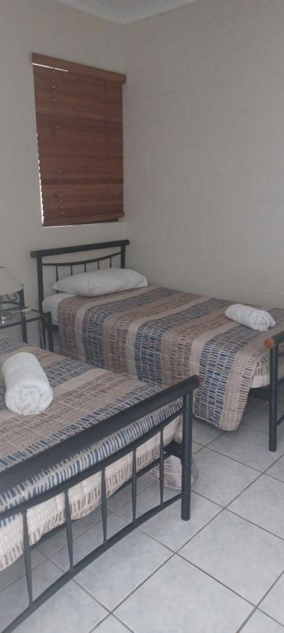 Whitsunday Waterfront Aparthotel