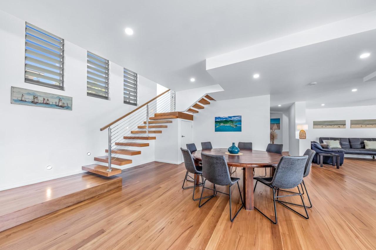 Whitsunday Living On Hillcrest Holiday home