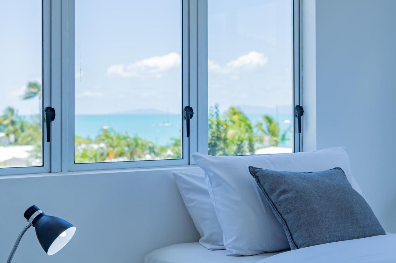 Whitsunday Living On Hillcrest Holiday home Airlie Beach