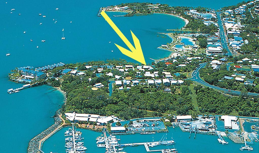 Airlie Waterfront Acomodação com café da manhã  4*
