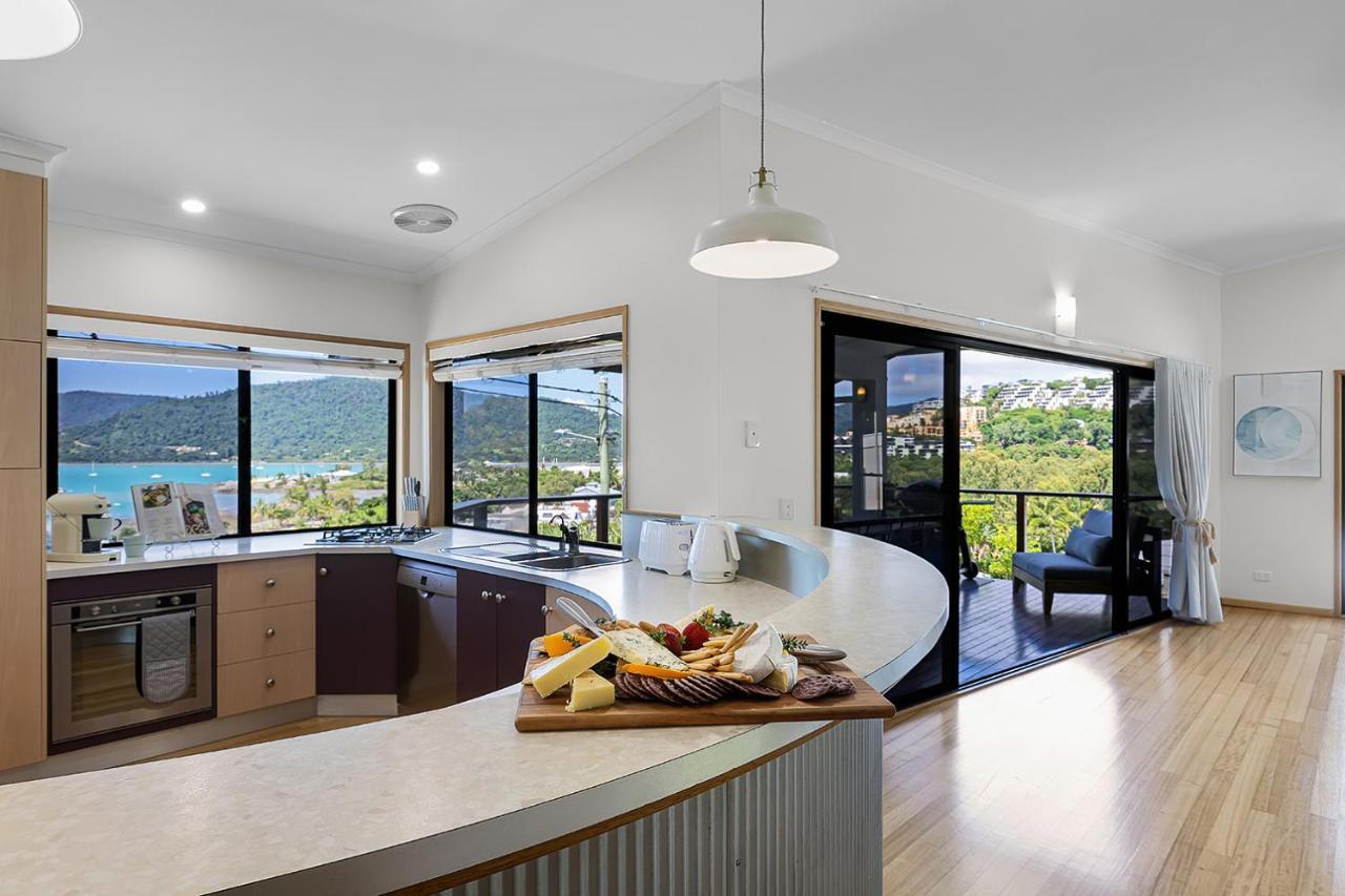Airlie Views Holiday home *