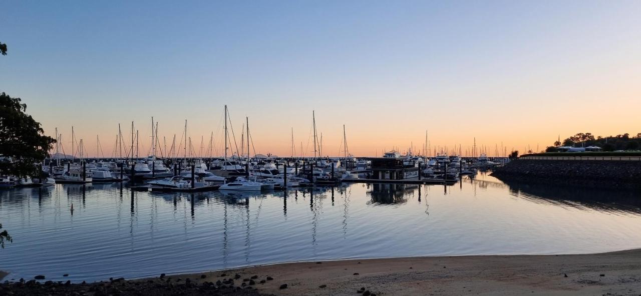 Apartment Shingley Ocean Views Airlie Beach
