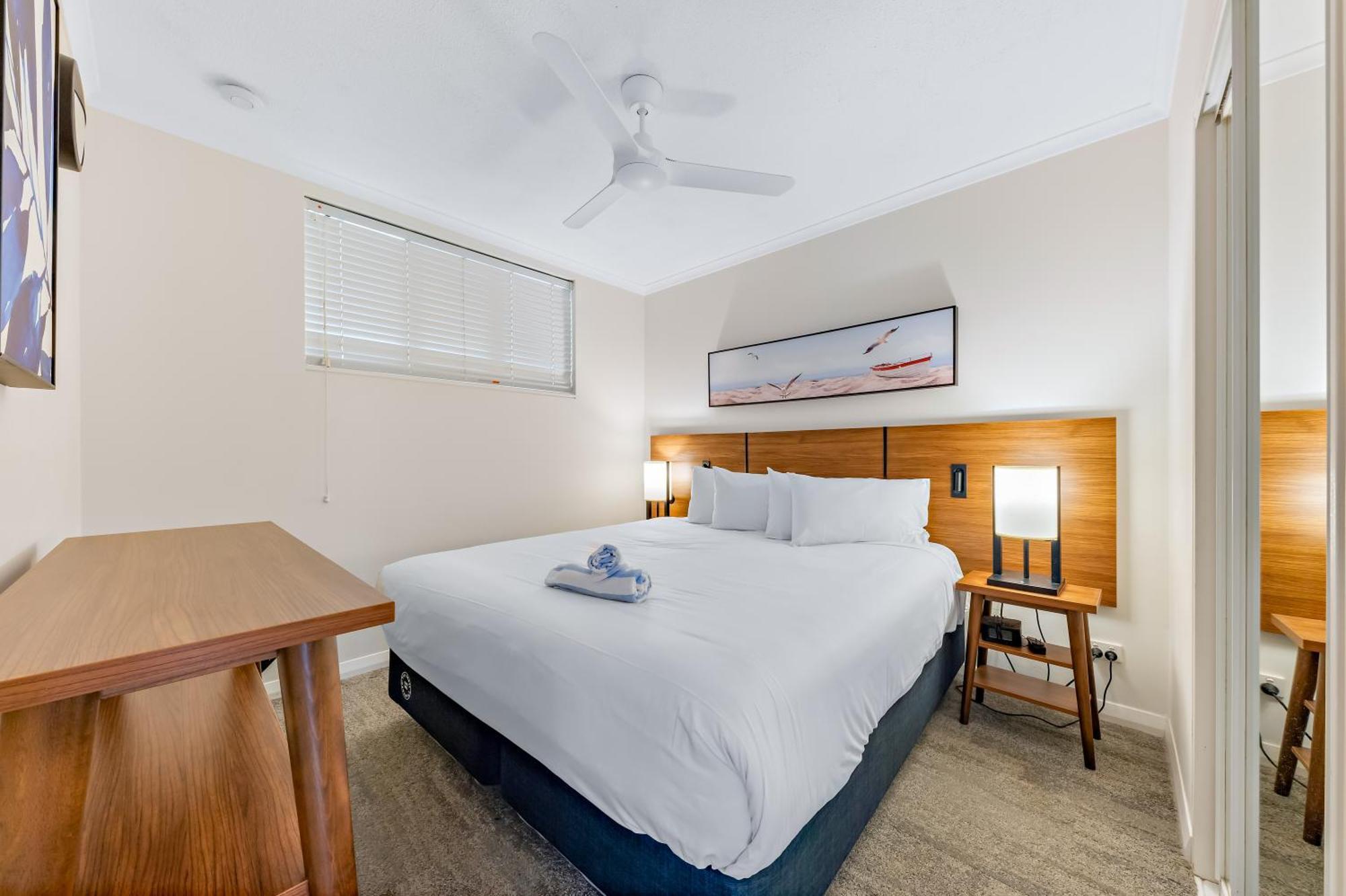 Apartment Harbour View King With 1511 Airlie Beach