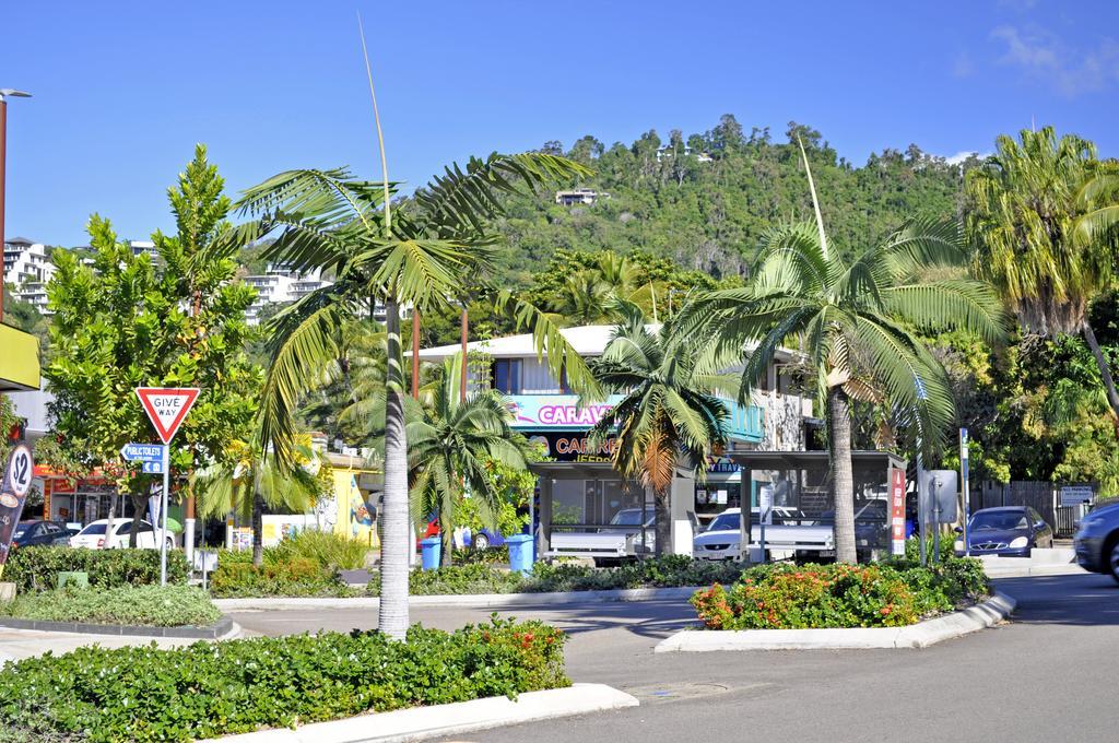 Motel Colonial Court Beachfront & 3*