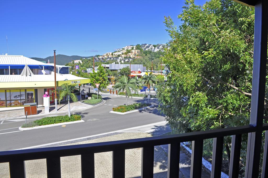 Motel Colonial Court Beachfront & 3*