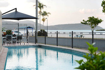 Whitsunday Waterfront 3* Airlie Beach