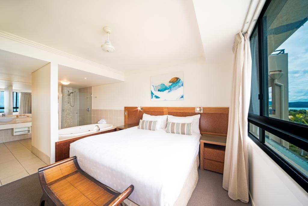 Apartment Pinnacles Airlie Beach