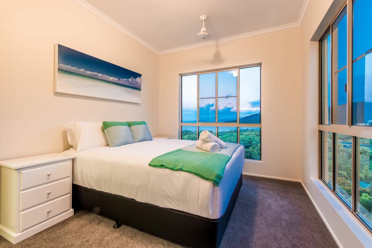 The Power House - Airlie * Airlie Beach