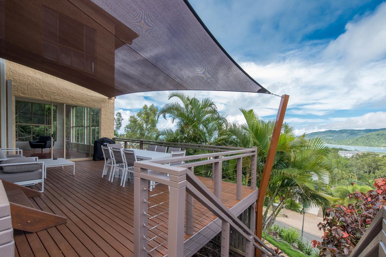 Holiday home The Power House - Airlie *