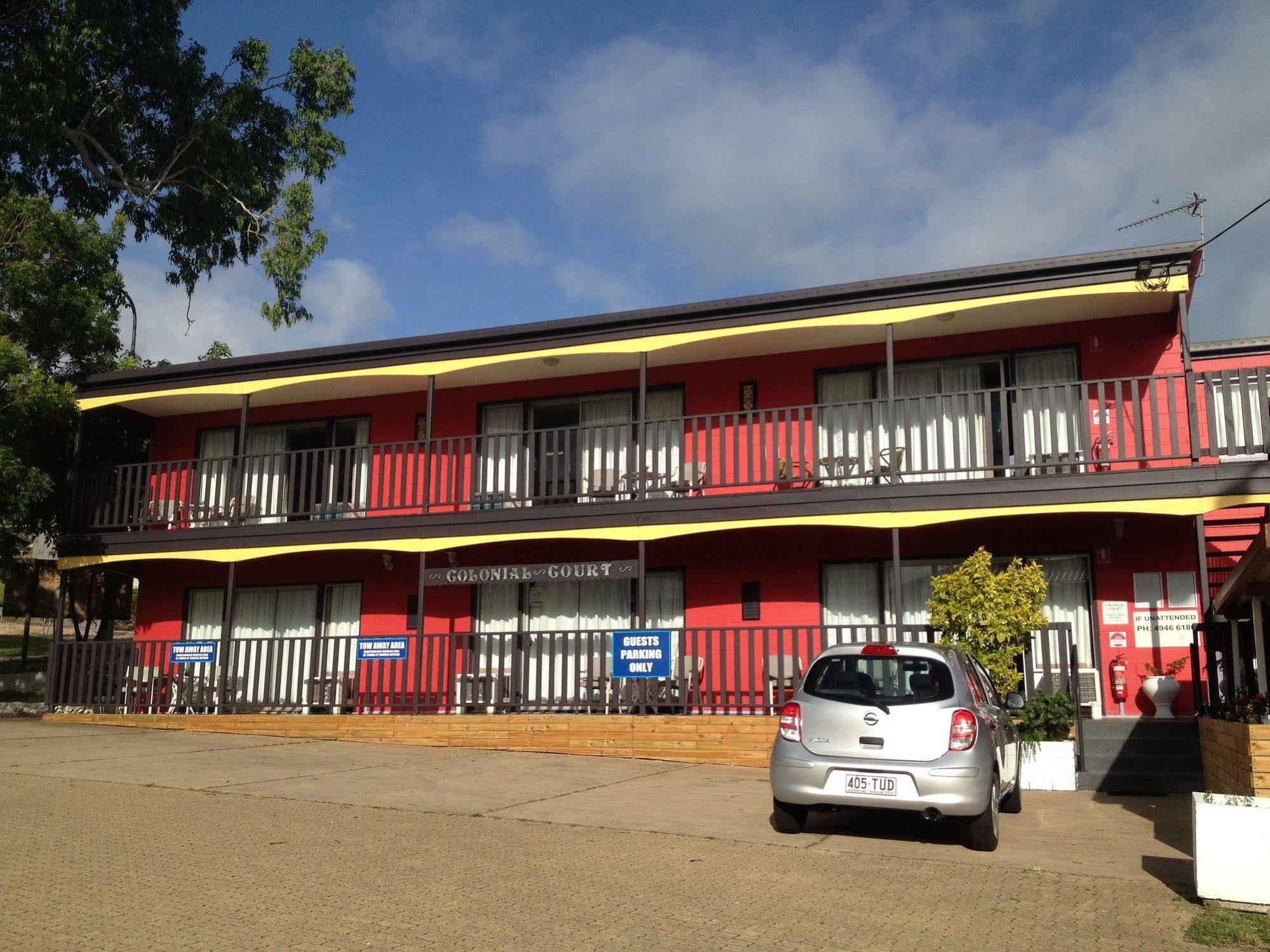 Motel Colonial Court Beachfront & 3*