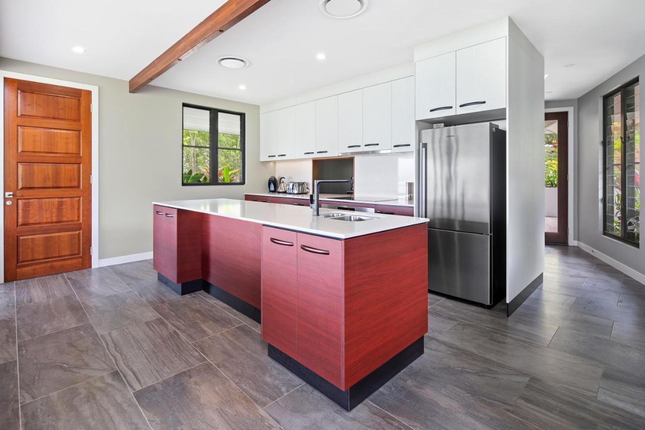 Holiday home Mandalay Luxury Retreat Airlie Beach