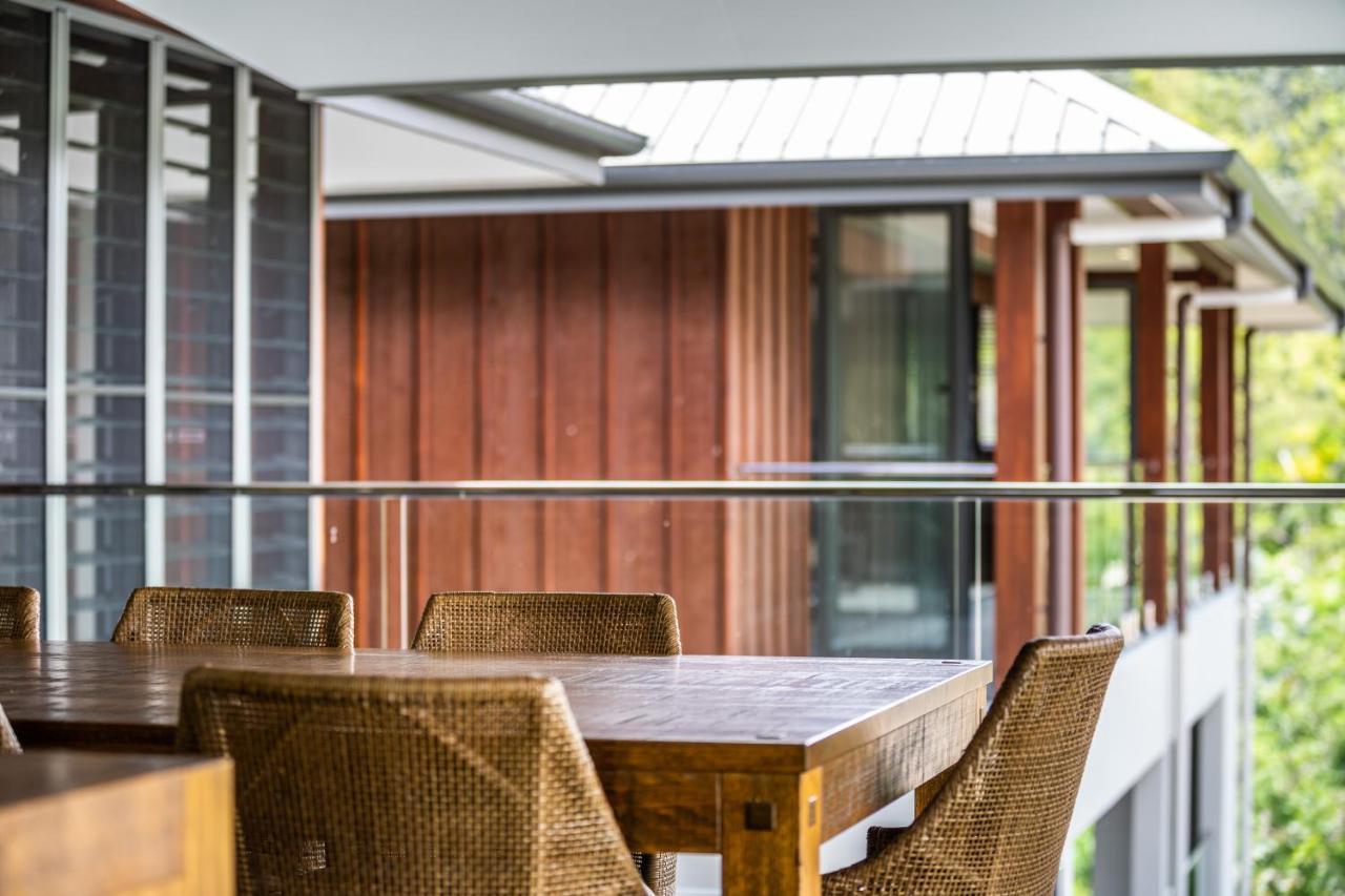 Holiday home Mandalay Luxury Retreat Airlie Beach