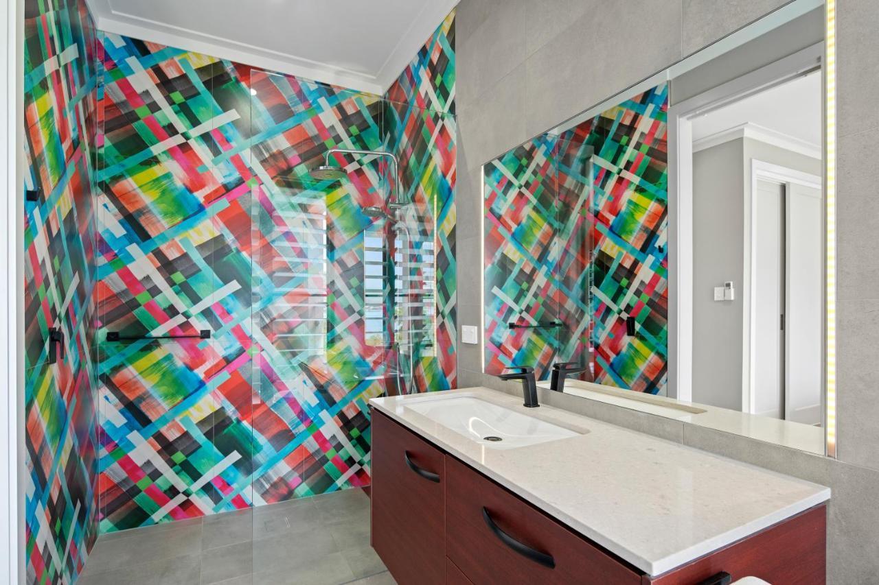 Holiday home Mandalay Luxury Retreat Airlie Beach
