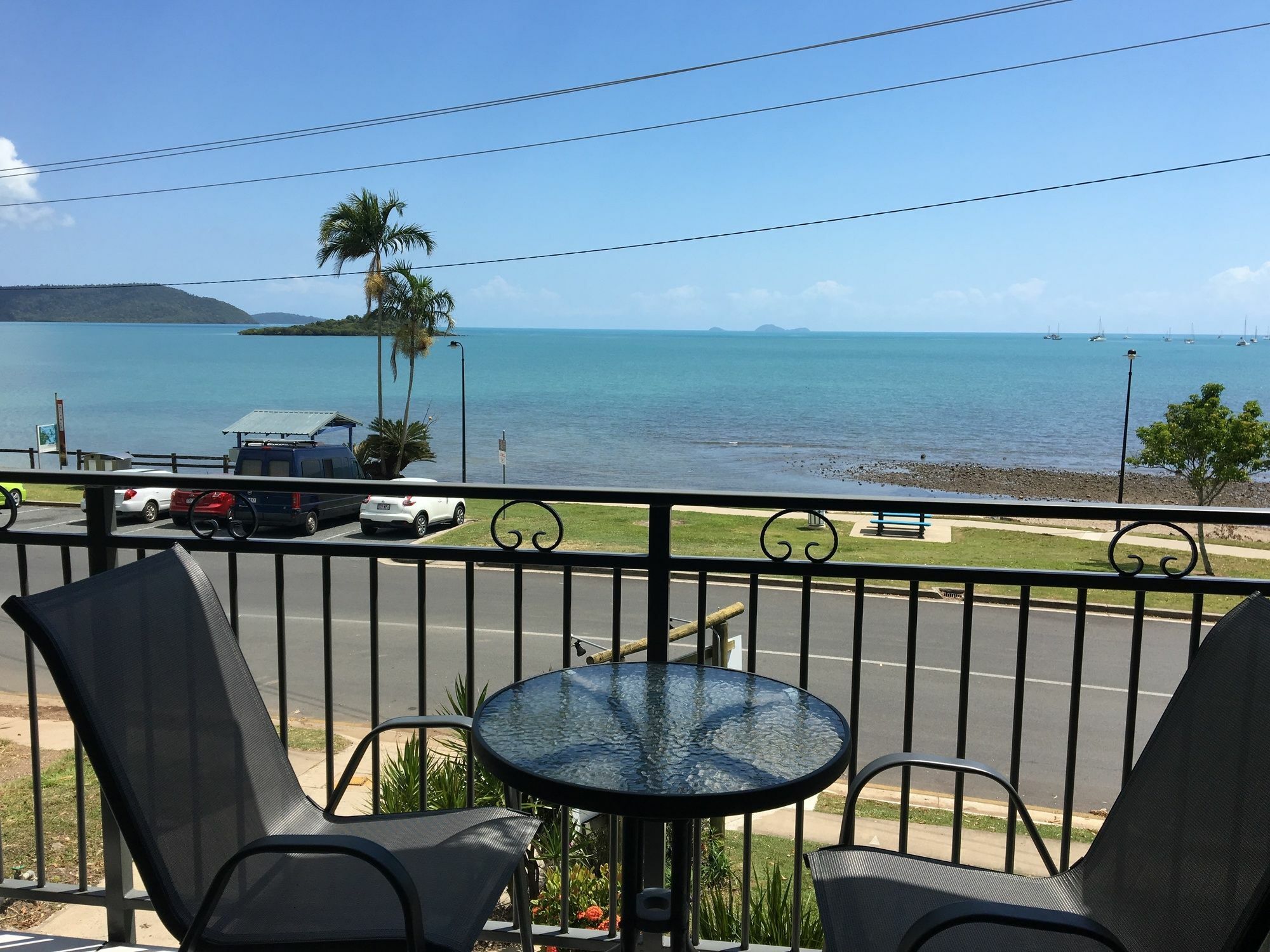 Whitsunday Waterfront Aparthotel Airlie Beach