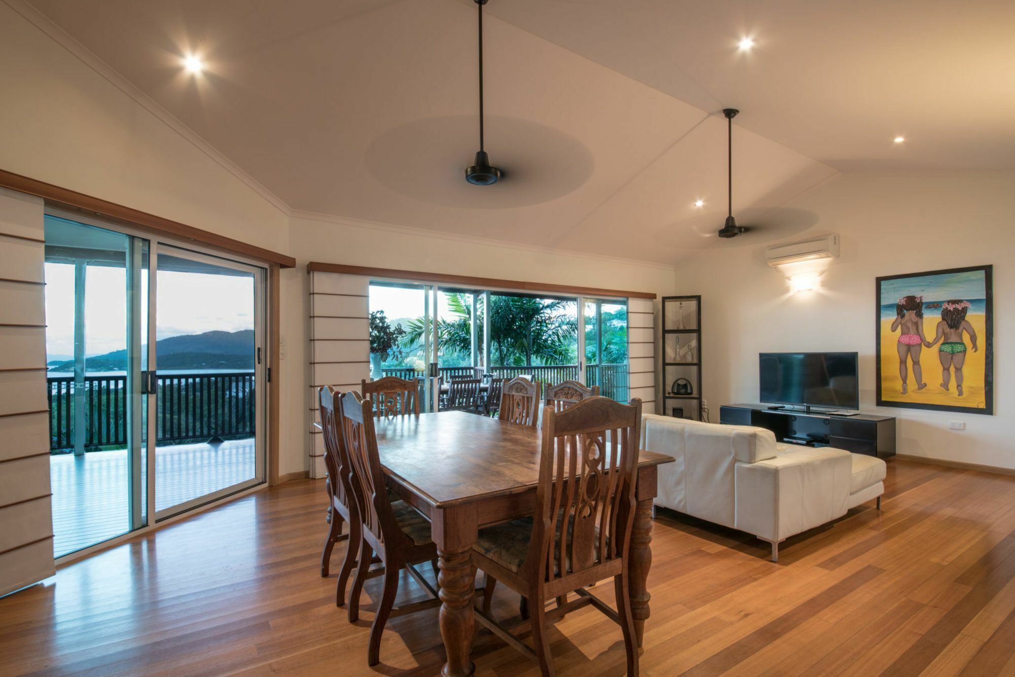 Bella Vista Pets Welcome Call Prior To Booking