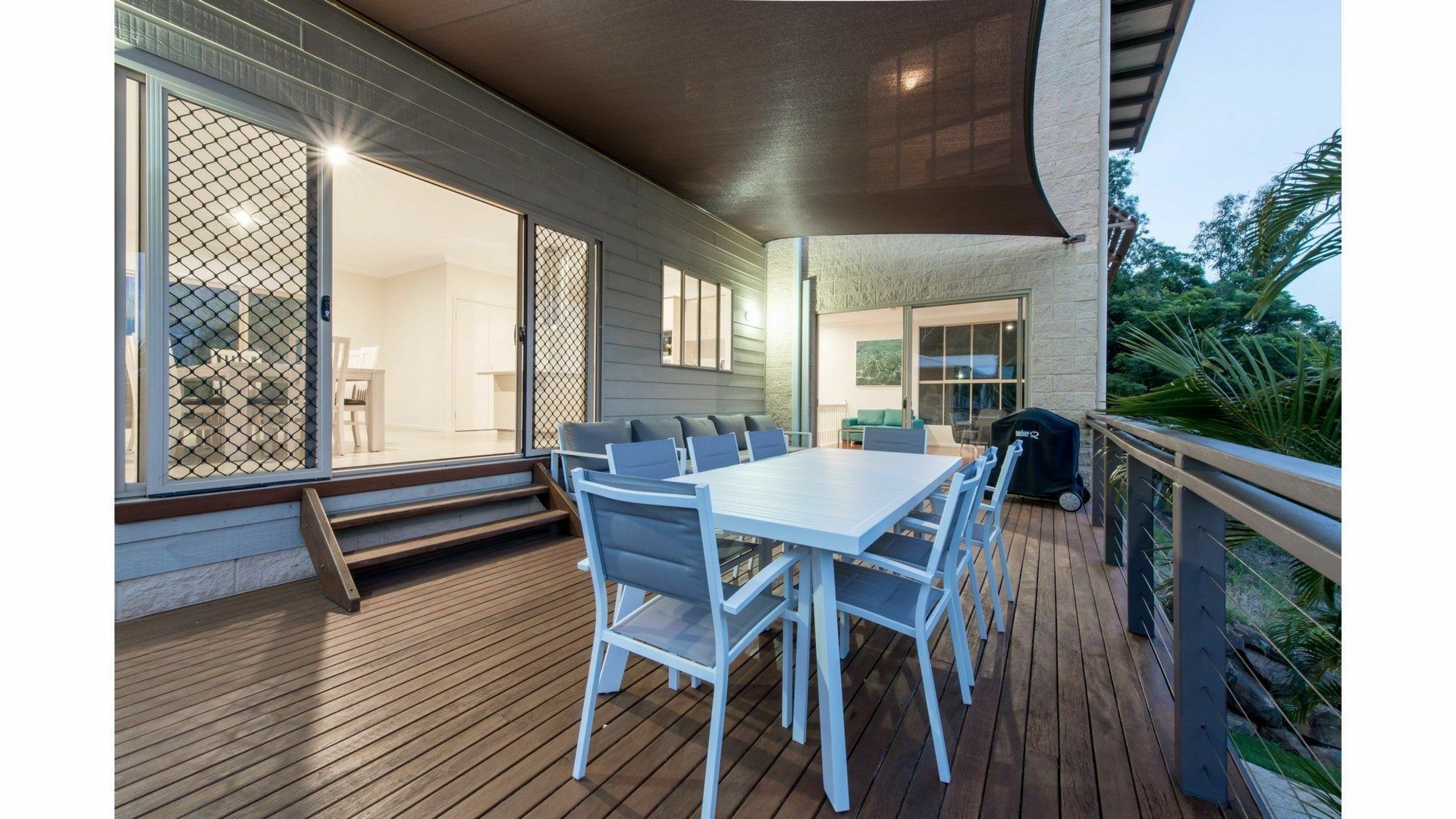 Holiday home The Power House - Airlie *