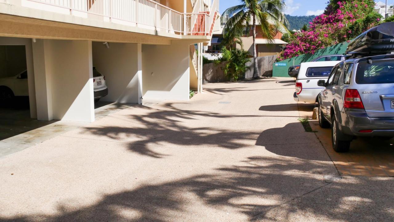 Haven 17b Ocean View Airlie Beach