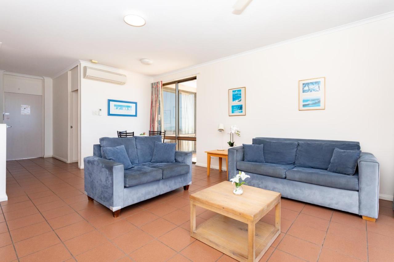 Apartment Ocean Views 10 *